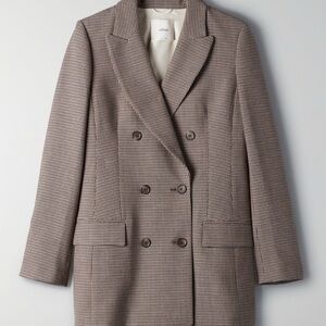 Aritzia Wilfred New Margaux Blazer, in size 2